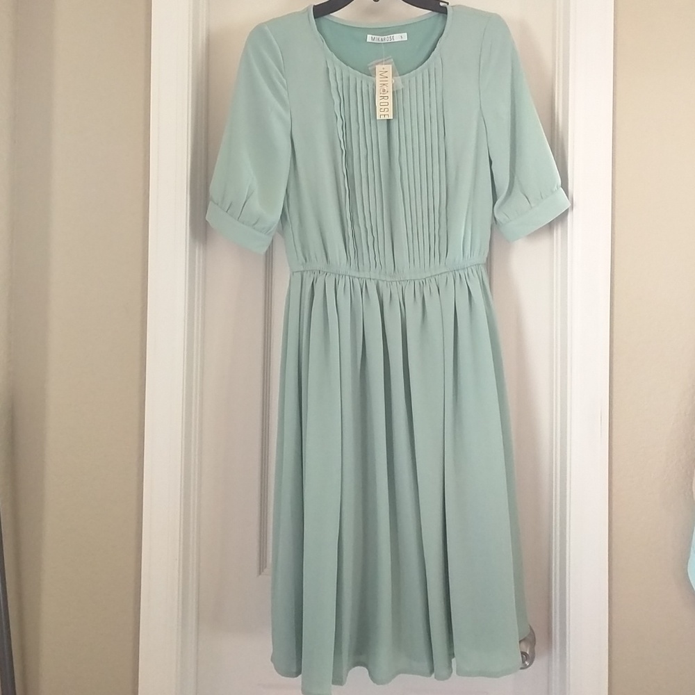 Mikarose Clara sage green dress size small